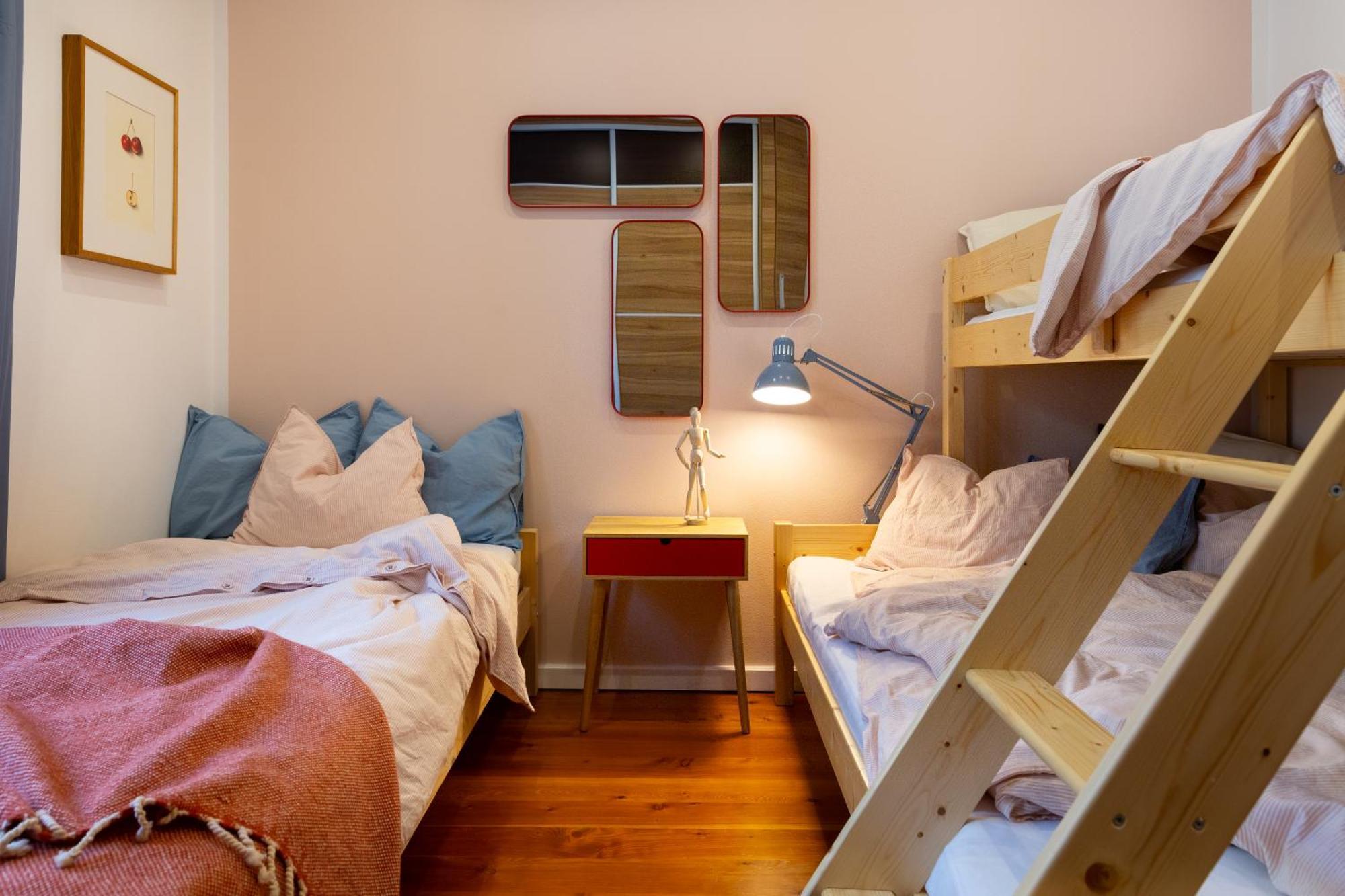 Evergreen - Old Town Spacious Stylish Apartment With Ac And One And A Half Bath, Baby & Kid- Friendly Братислава Екстериор снимка