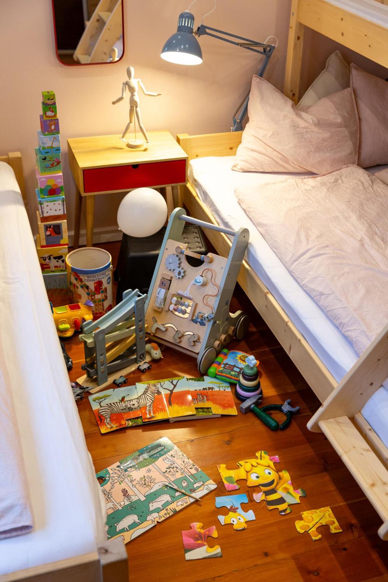 Evergreen - Old Town Spacious Stylish Apartment With Ac And One And A Half Bath, Baby & Kid- Friendly Братислава Екстериор снимка