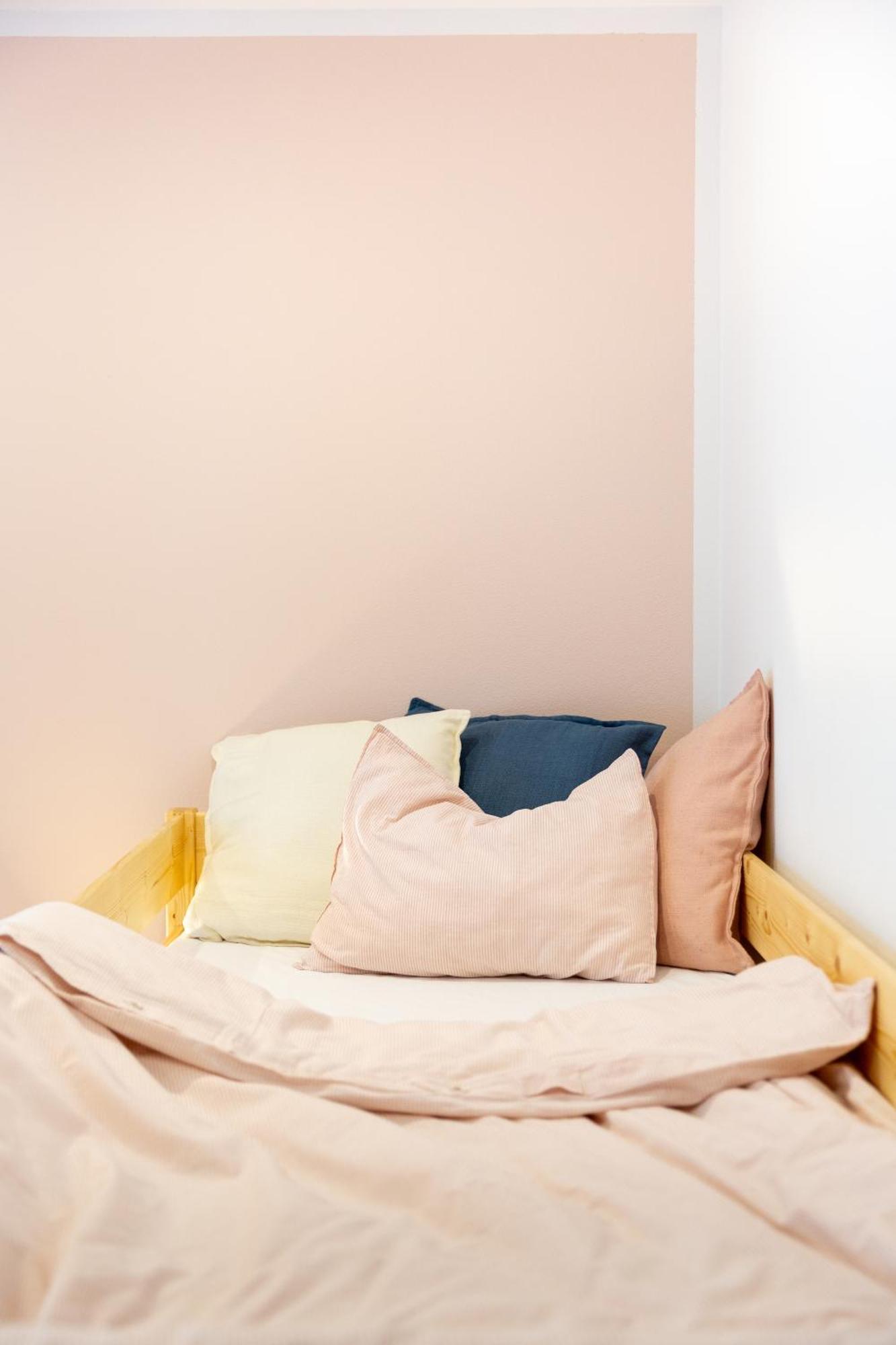 Evergreen - Old Town Spacious Stylish Apartment With Ac And One And A Half Bath, Baby & Kid- Friendly Братислава Екстериор снимка