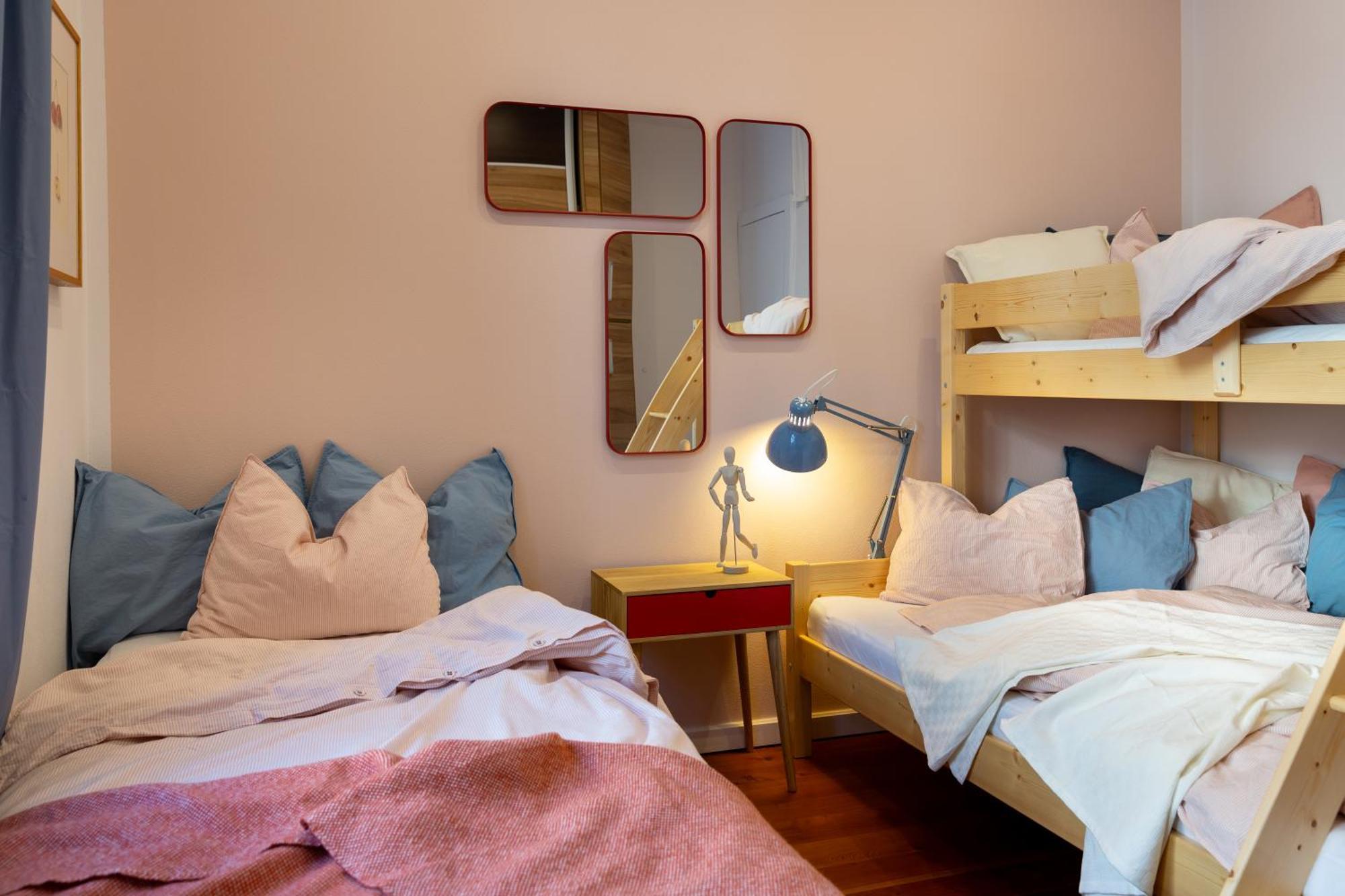 Evergreen - Old Town Spacious Stylish Apartment With Ac And One And A Half Bath, Baby & Kid- Friendly Братислава Екстериор снимка